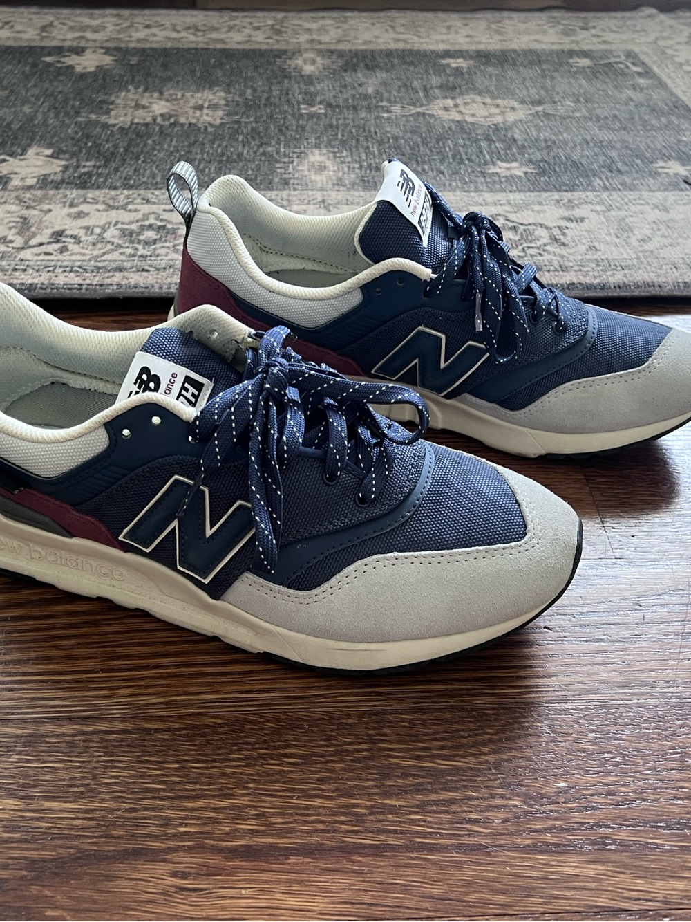 Men's New Balance 997 (size 10.5)
